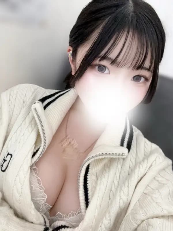 鈴丸あかねさんのプロフィール｜新大久保 ・高田馬場メンズエステ｜felix（フェリックス）
