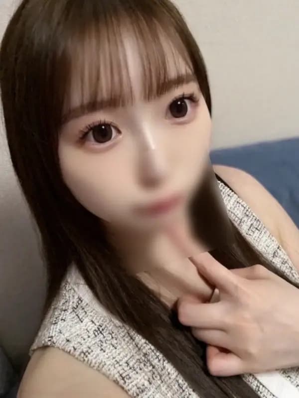 恋華みうさんのプロフィール｜新大久保 ・高田馬場メンズエステ｜felix（フェリックス）