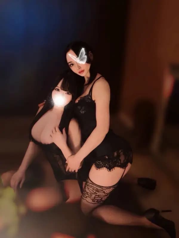 【Wセラピスト】けいか&ひよりさんのプロフィール｜驚きと笑顔と感動､そしてきっかけを提供致します。｜-MARVEL- Owre's Spa