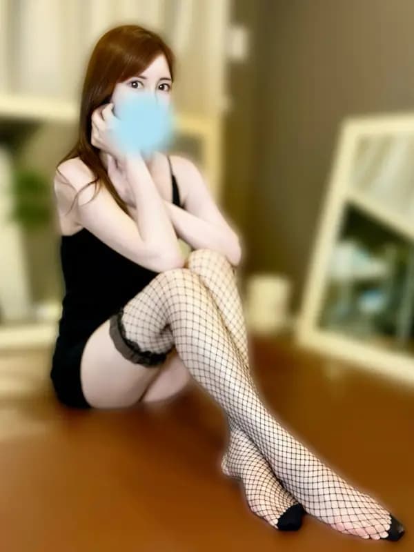 桐谷えみさんのプロフィール|西新宿 Private Salon|OnePeace~ワンピース~