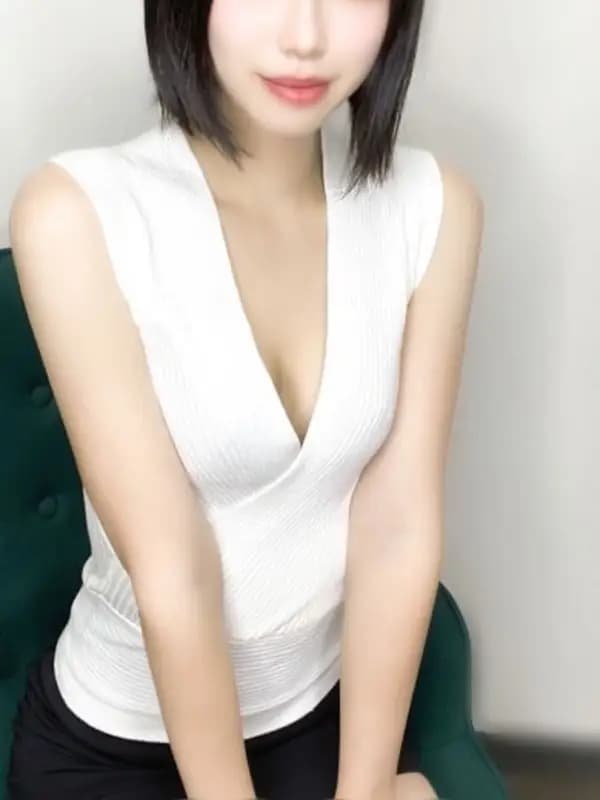 みかプロフィール|新宿メンズエステ『アロマエステ エッセンスESSENCE』
