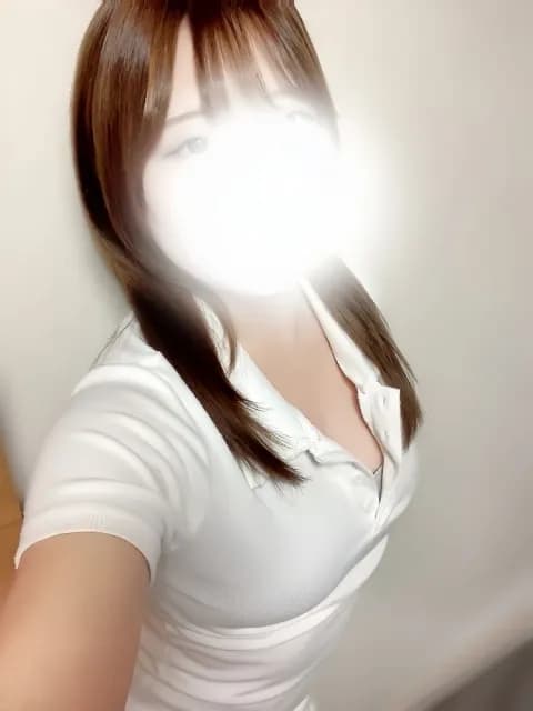 夢野なこさんのプロフィール｜恵比寿・メンズエステ｜Vicca+plus.