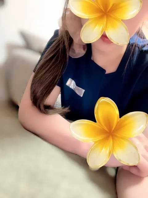 吉川莉子さんのプロフィール｜恵比寿・ﾘﾗｸｾﾞｰｼｮﾝｻﾛﾝ｜aroma vicca