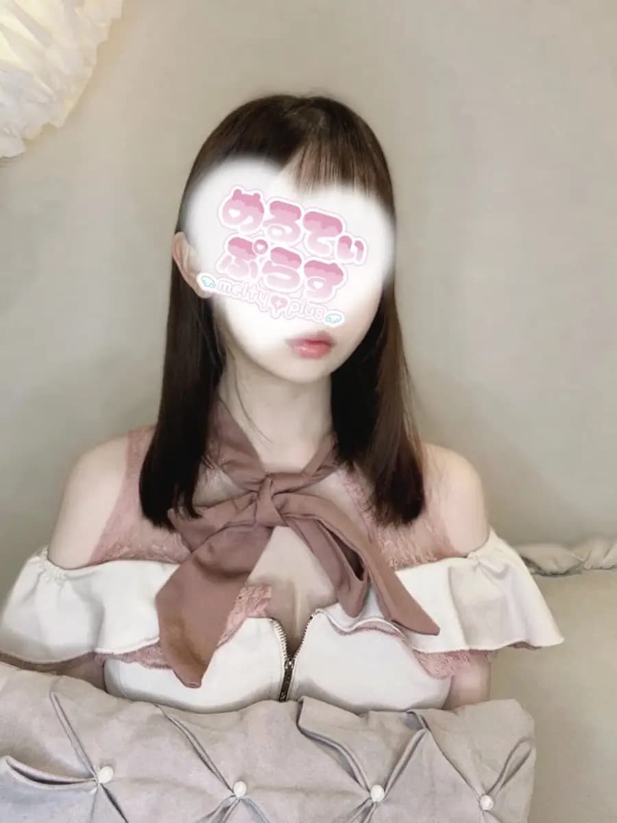 るな | セラピスト | めるてぃぷらす横浜・関内店