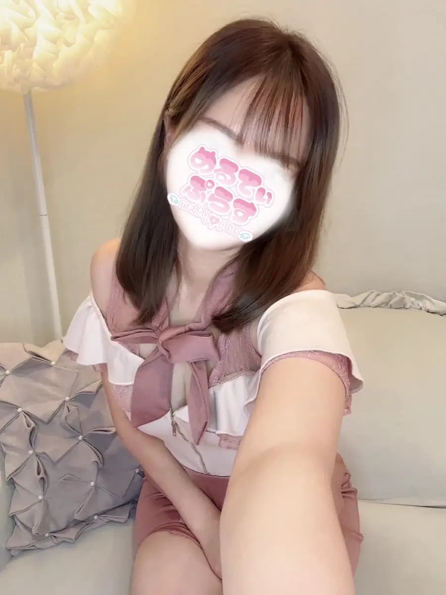 りり | セラピスト | めるてぃぷらす横浜・関内店