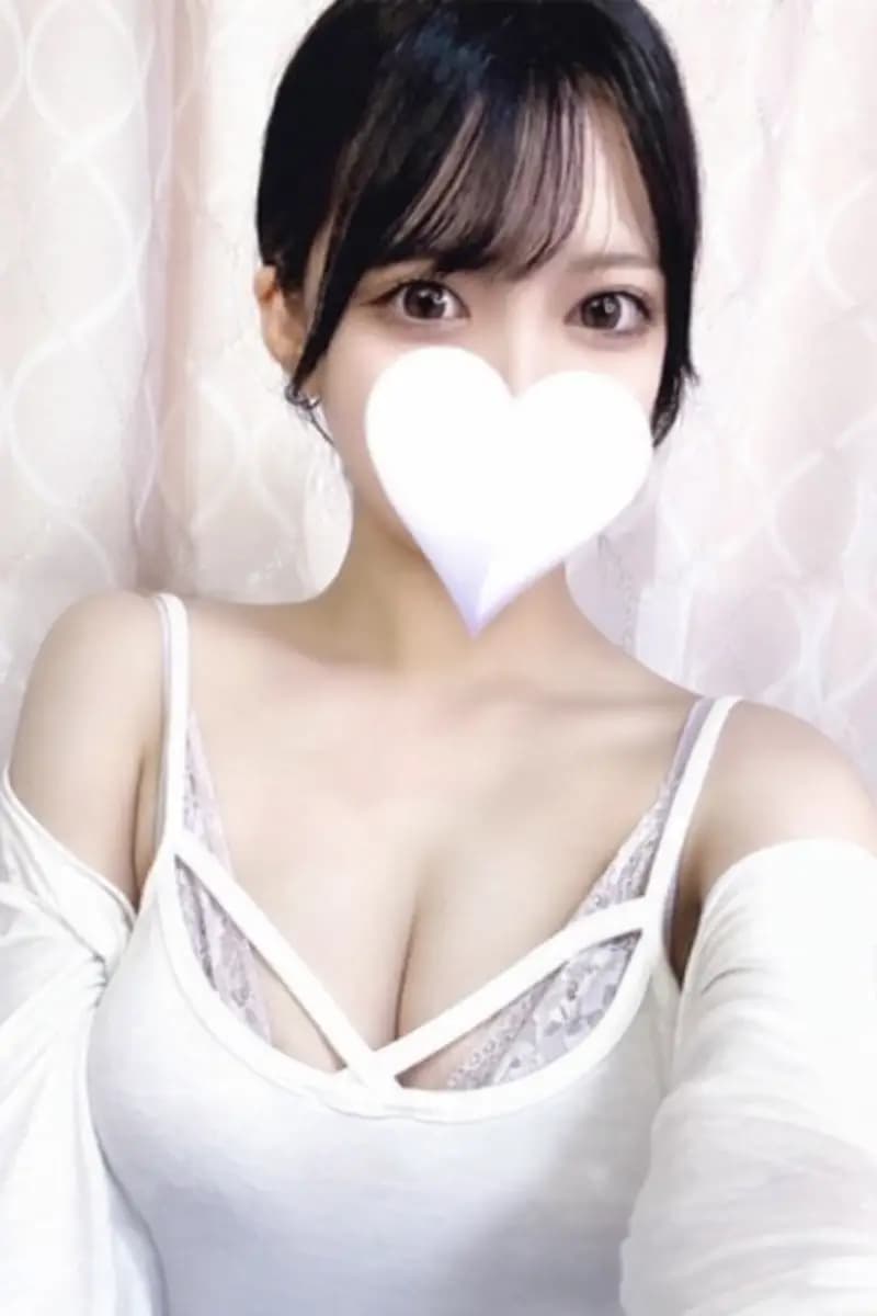 七海もかプロフィール｜恵比寿・横浜・関内・藤沢メンズエステ『LIORA（リオラ）』