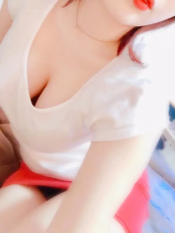 綾瀬 すみれプロフィール｜相模原・橋本メンズエステ『癒しの女神』