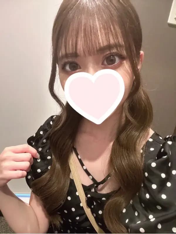 白川　こころさんのプロフィール｜横須賀中央駅からすぐ！　メンズエステ｜横須賀 ブラッドオレンジ