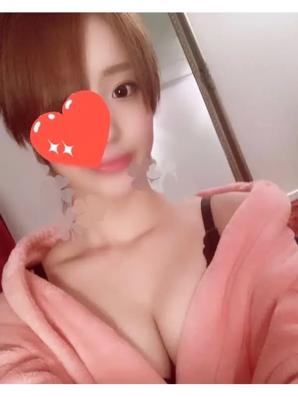 美奈川 きらりさんのプロフィール｜横須賀中央駅からすぐ！　メンズエステ｜横須賀 ブラッドオレンジ