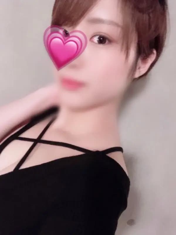 美奈川 きらりさんのプロフィール｜横須賀中央駅からすぐ！　メンズエステ｜横須賀 ブラッドオレンジ