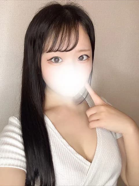 るな | 藤沢 メンズエステ｜完全個室 BLESS RICH（ブレスリッチ）