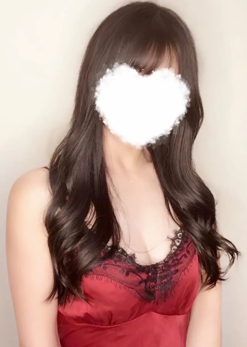 結城れいな