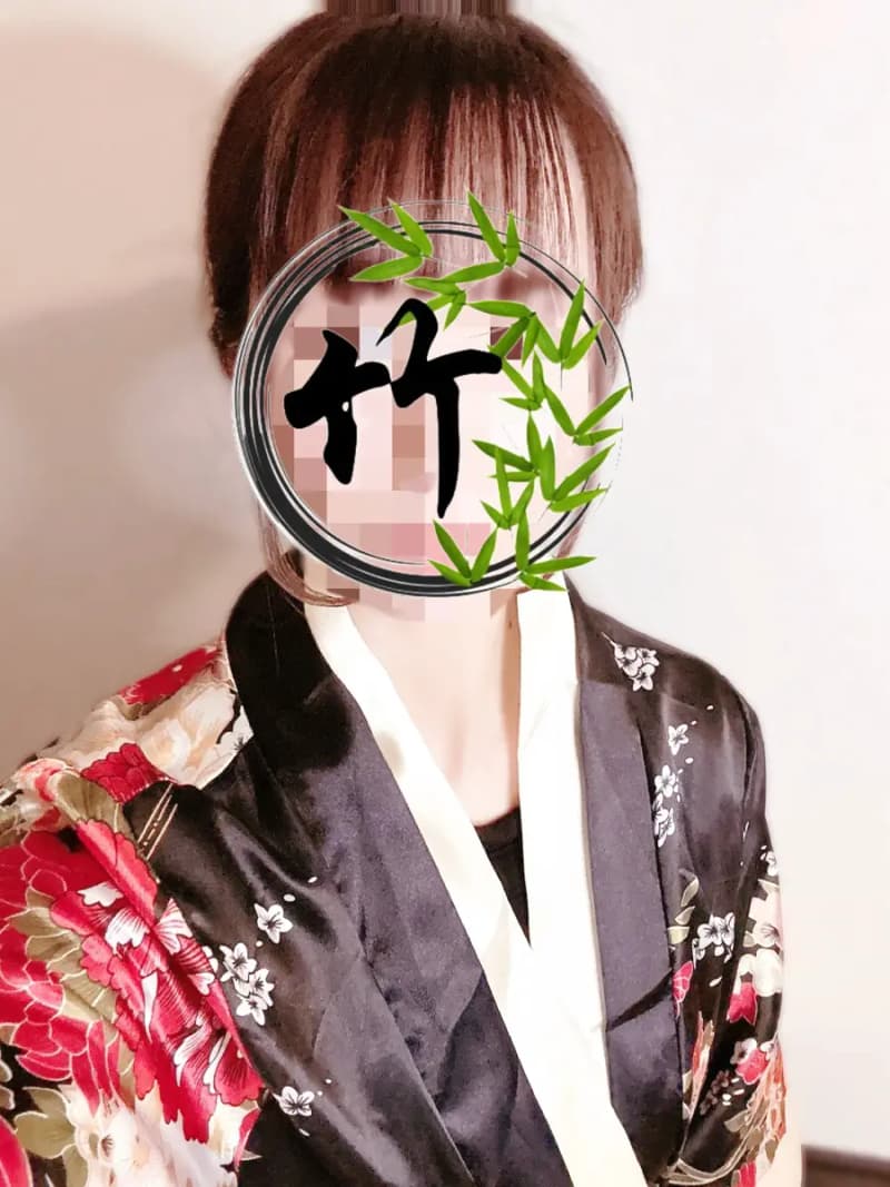 雫(シズク)（シズク）