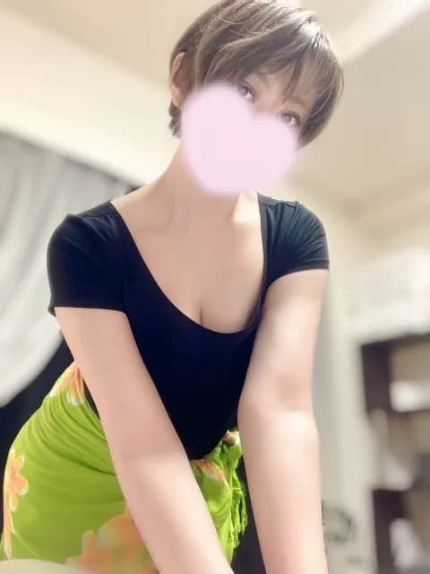 蛭田京香さんのプロフィール｜恵比寿・ﾘﾗｸｾﾞｰｼｮﾝｻﾛﾝ｜aroma vicca