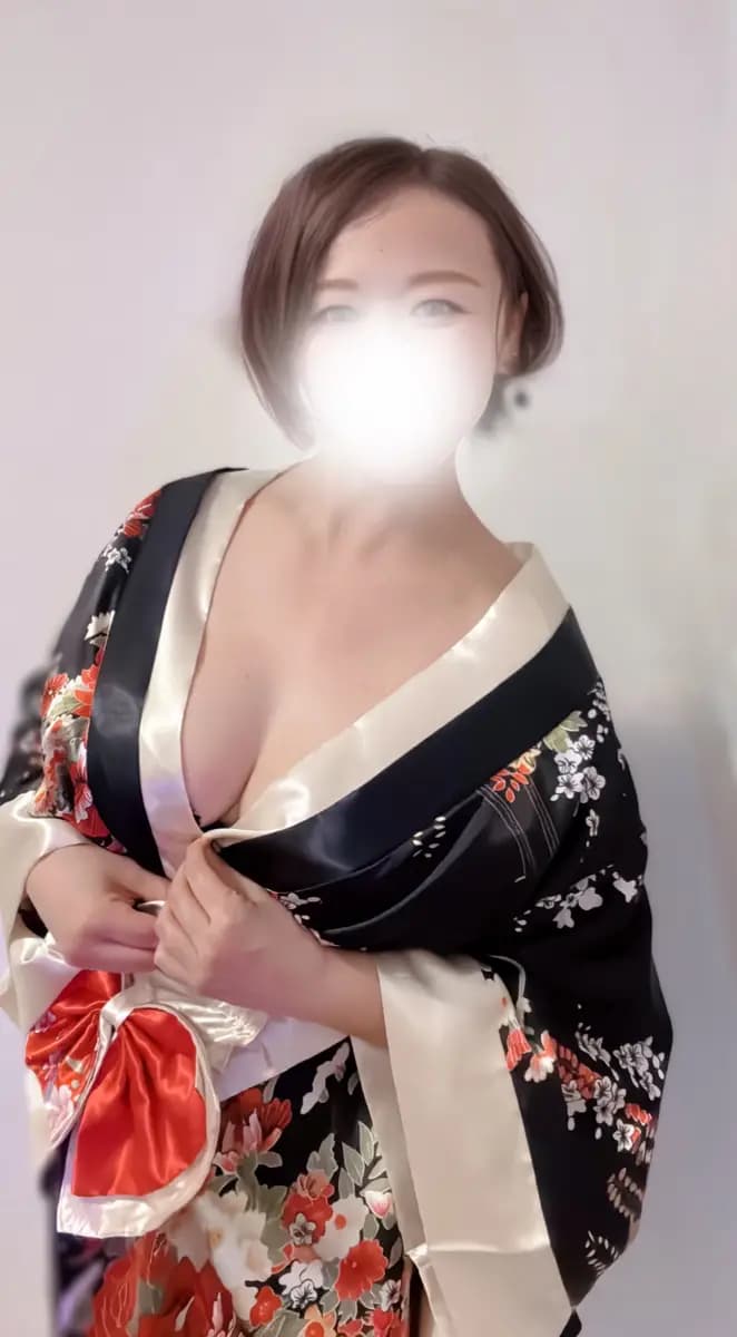 班目しおん〝ﾏﾀﾞﾗﾒ〟 | 千葉松戸メンズエステティックRoseローズ