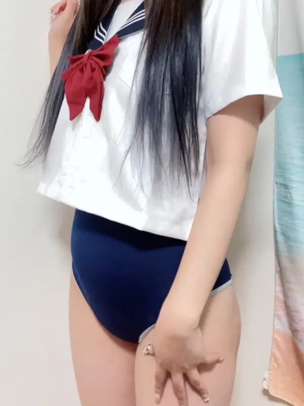 広瀬めいプロフィール｜埼玉 新越谷メンズエステ『Aroma Cura』