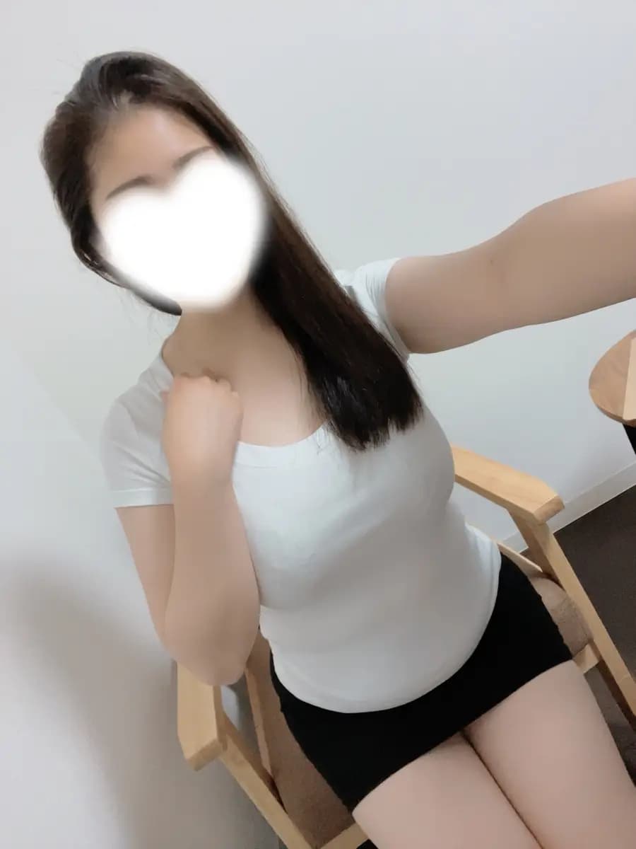 洞木せな | 浦和・大宮メンズエステAROMA CHIAFUL-アロマチアフル-