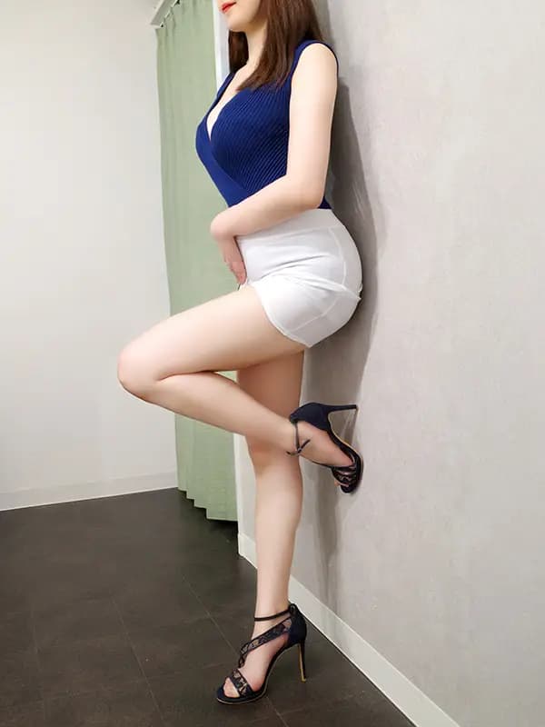 夢野さき | 恵比寿 大人のリラクゼーションサロン「アロマブラッサム」中目黒・大崎・日暮里