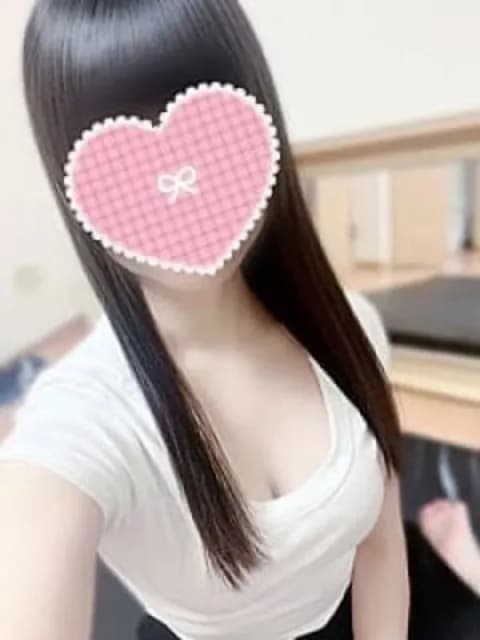 夏木ゆのさんのプロフィール｜大宮・メンズエステ｜大宮アロマエステ メンズエステ Ace
