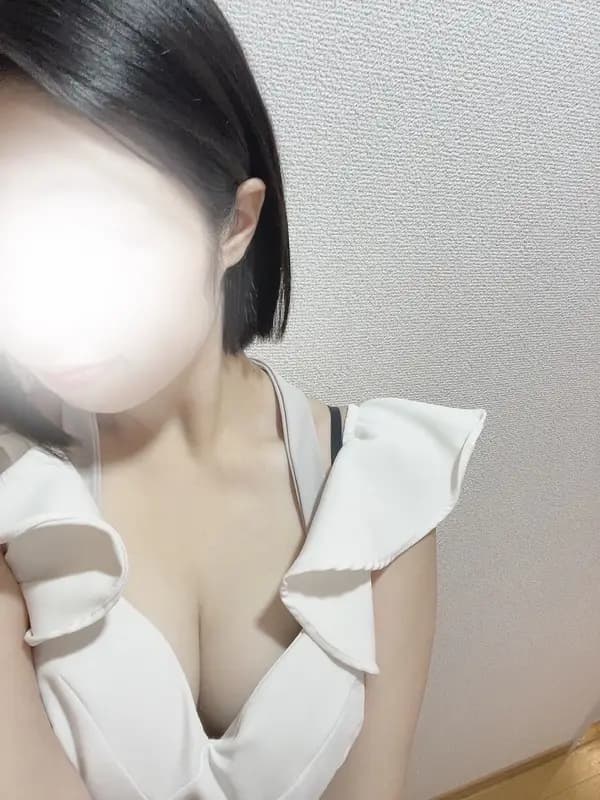 りさプロフィール｜メンズエステサロン『AROMA-May-』