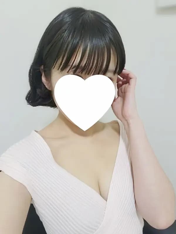篠田 こころ