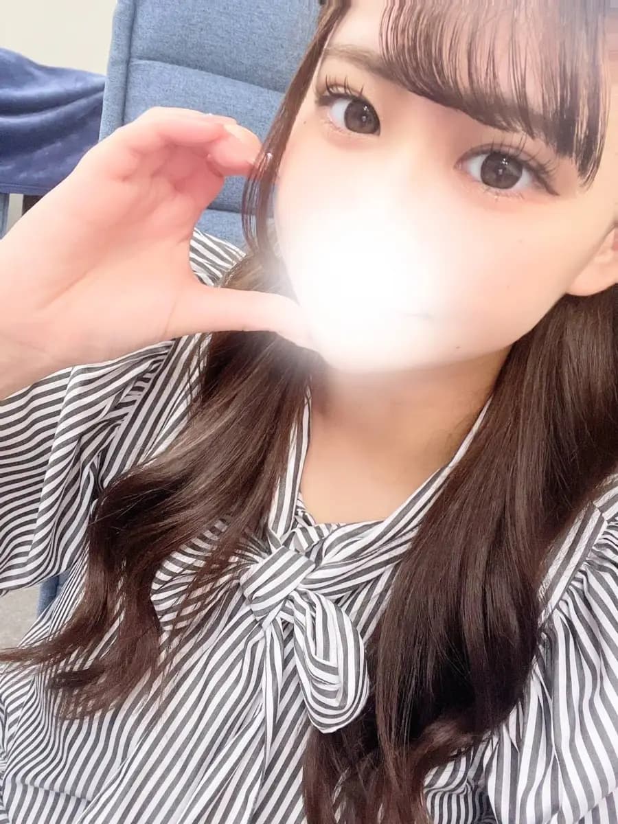 夢野アリス プロフィール｜愛知 名古屋 メンズエステ 『Amoureux（アムアージュ）』