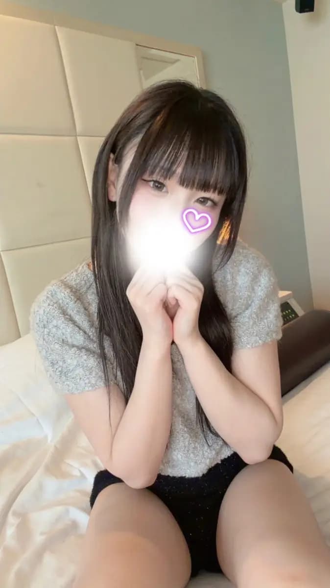 若槻ゆめ プロフィール｜愛知 名古屋 メンズエステ 『Amoureux（アムアージュ）』