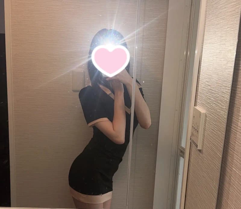 有栖 ゆあ