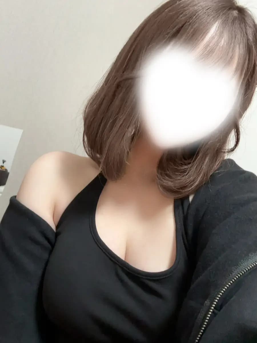 真鍋りな プロフィール|愛知 名古屋 メンズエステ 『Amoureux(アムアージュ)』