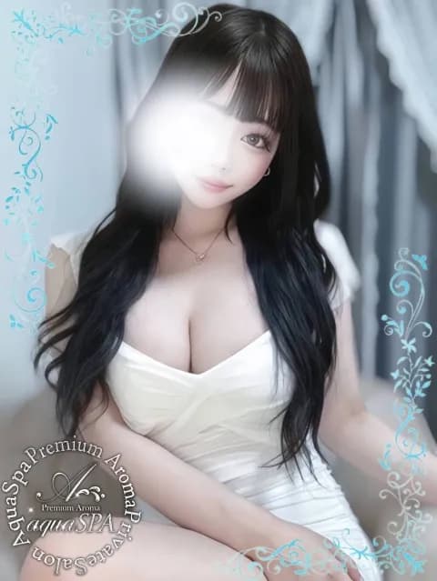 芹沢 ゆめかさんのプロフィール｜大阪堺筋本町・日本橋・メンズエステ｜aqua SPA(アクアスパ)