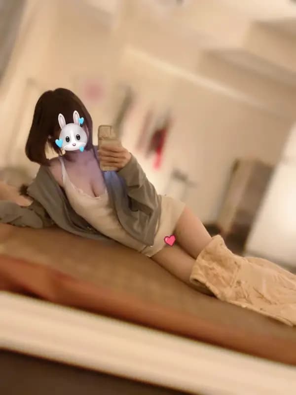 芳永まりんさんのプロフィール｜～ 最高の高揚 ～｜Aroma chelone （アロマ ケローネ）｜メンズエステ葛西