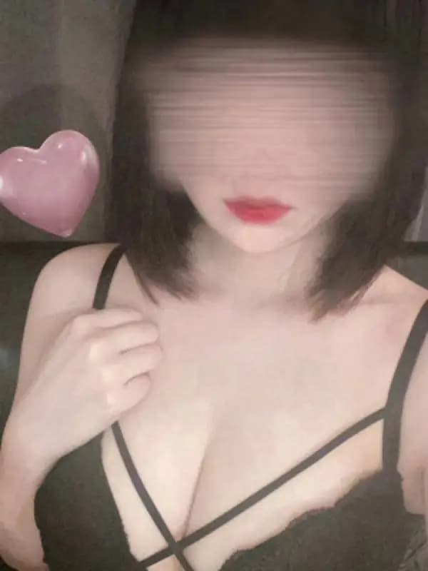如月ましゅさんのプロフィール｜～ 最高の高揚 ～｜Aroma chelone （アロマ ケローネ）｜メンズエステ葛西