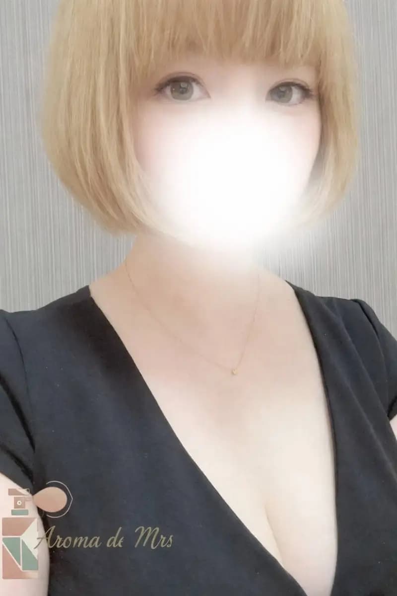 芽依