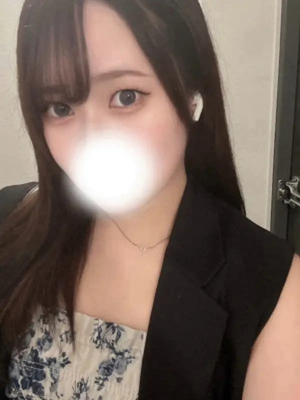 岩戸すずめさんのプロフィール｜～ 最高の高揚 ～｜Aroma chelone （アロマ ケローネ）｜メンズエステ葛西