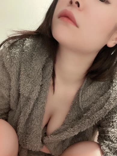 秋葉原メンズエステ「AROMA COCO（アロマココ）」 | はなこちゃん プロフィール