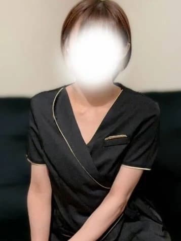水城 なゆ