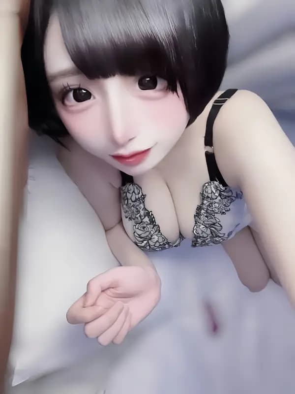 栗羽ねねさんのプロフィール｜新宿・代々木メンズエステ｜Aroma Levante（アロマレバンテ）