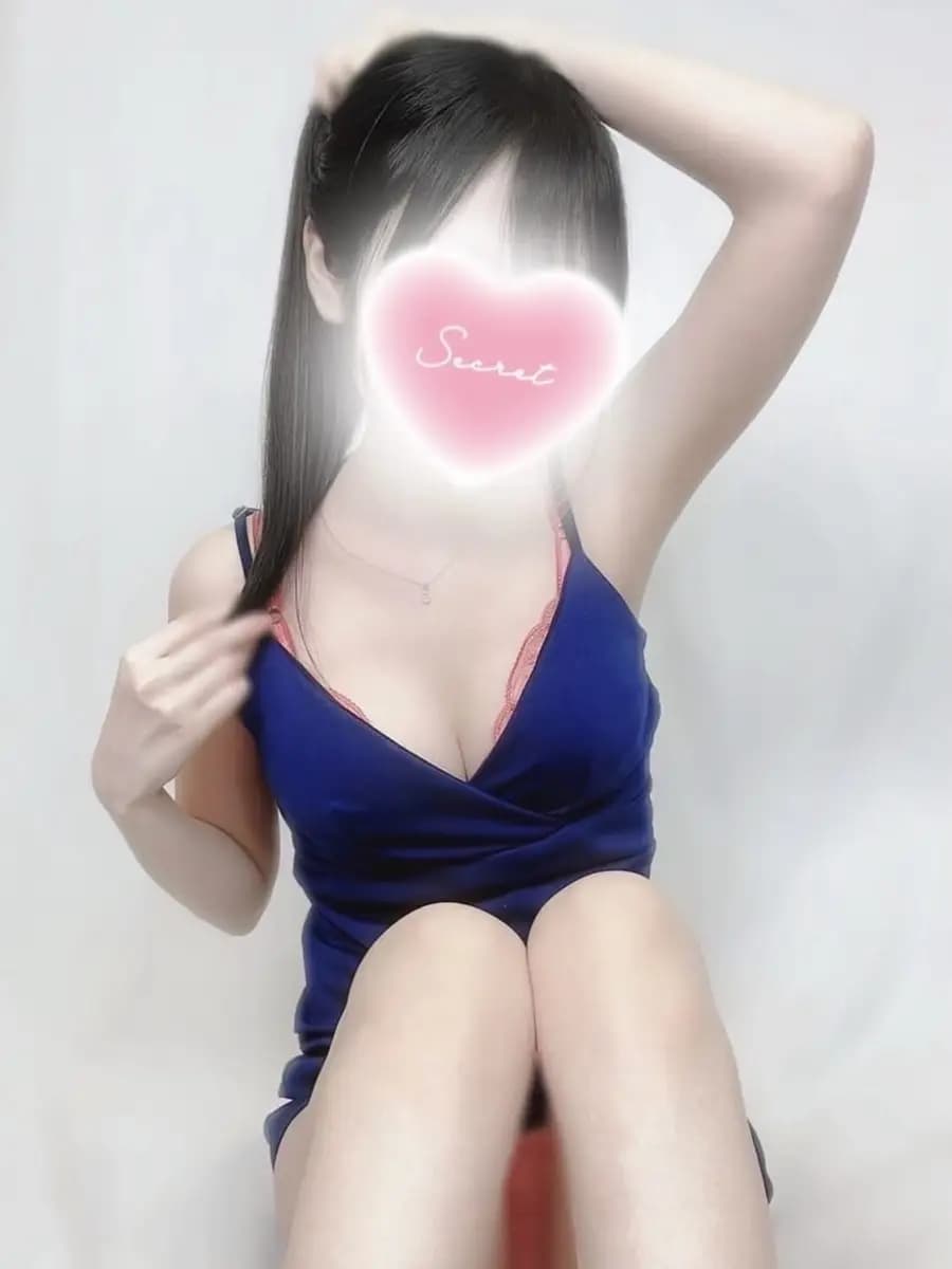 満井 なつき プロフィール|北九州 小倉 メンズエステ『AROMA Queen』