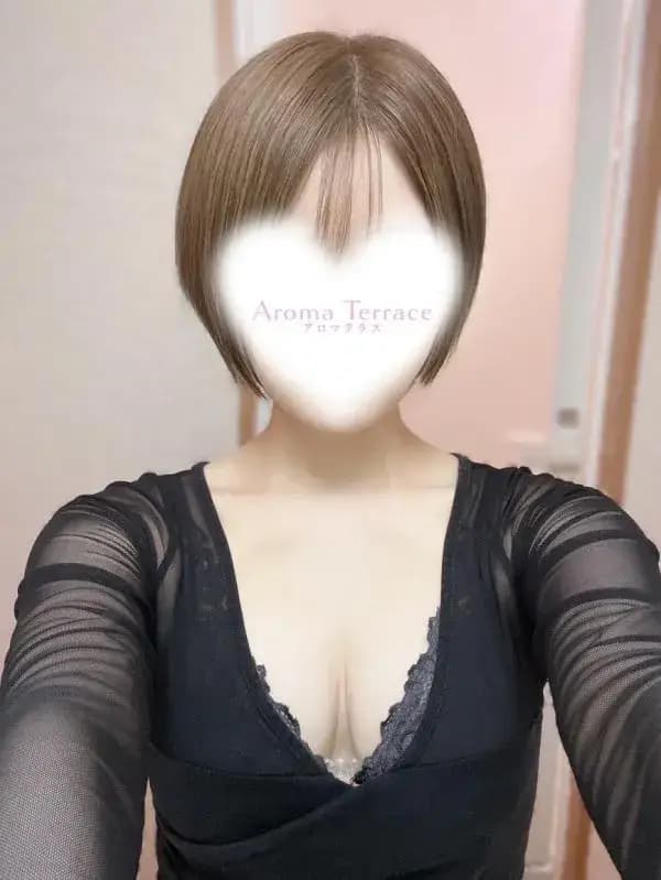 しゅな｜名古屋・栄メンズエステ | Aroma Terrace -アロマテラス-