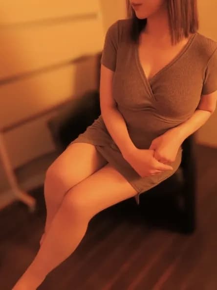 佳つ乃【かつの】さんのプロフィール｜大阪，メンズエステ，｜美魔女セラピー 大阪