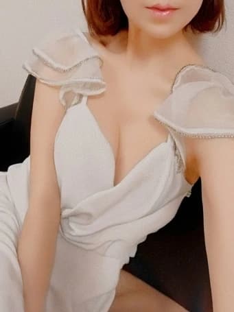 蜜花【みつか】さんのプロフィール｜大阪，メンズエステ，｜美魔女セラピー 大阪