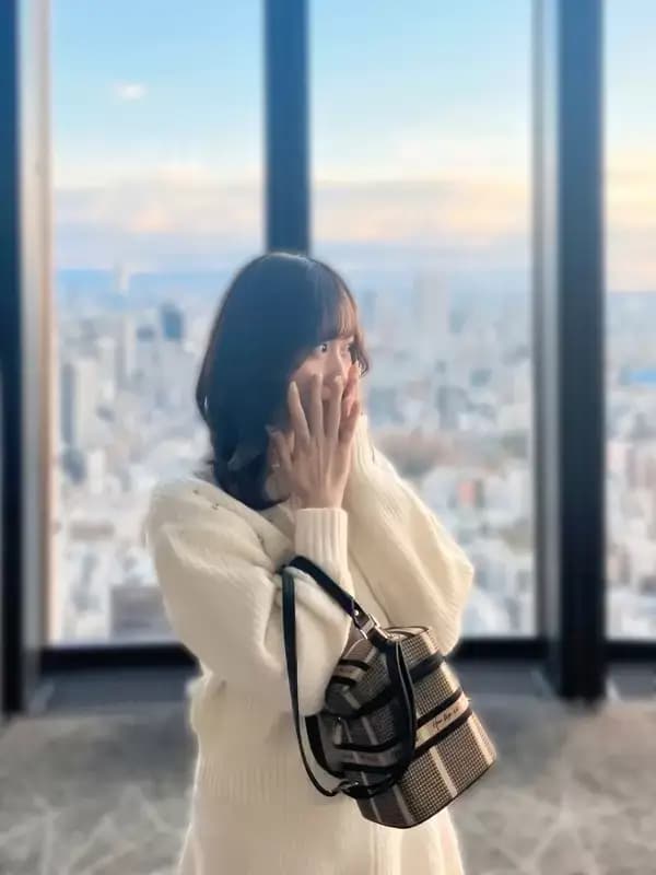 セラピスト 綾瀬ひかり ｜芸能人顔負けのスレンダー美女専門店 五反田メンズエステ『アロマABC』