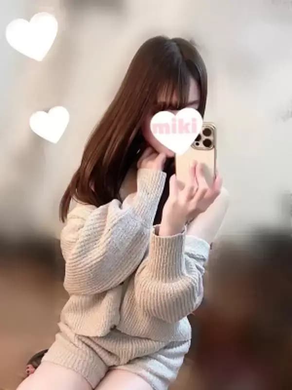セラピスト 小桜みき ｜芸能人顔負けのスレンダー美女専門店 五反田メンズエステ『アロマABC』