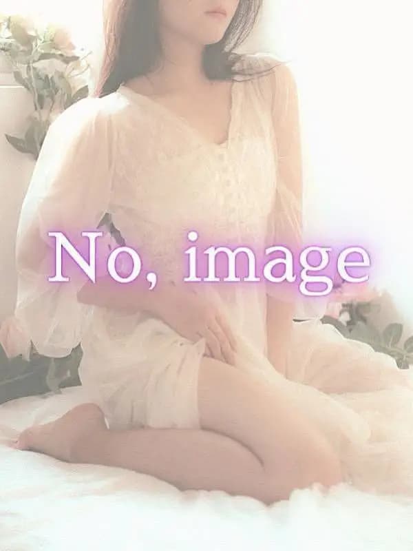 白瀬 すい｜品川・上野のメンズエステサロン「Candy Spa (キャンディースパ)」｜アロママッサージリラクゼーション