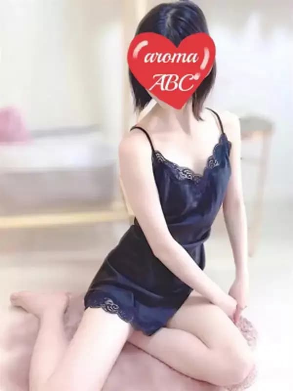 セラピスト 春川ひな ｜芸能人顔負けのスレンダー美女専門店 五反田メンズエステ『アロマABC』