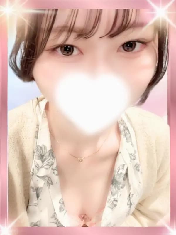 堀川 寧音|品川・上野のメンズエステサロン「Candy Spa (キャンディースパ)」|アロママッサージリラクゼーション