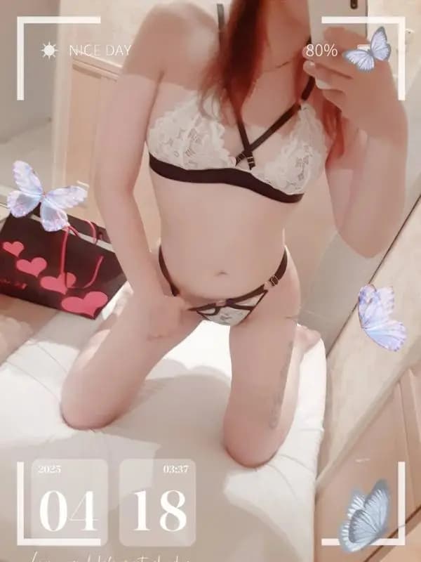 ゆりあ