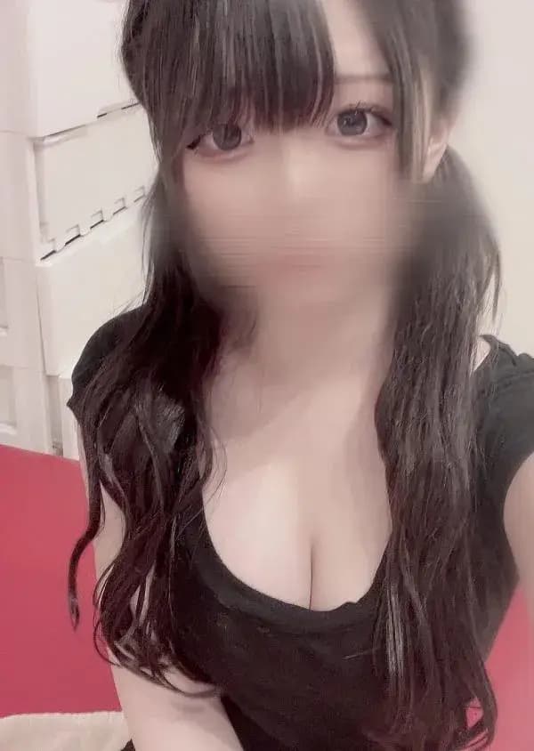 前川すみれ