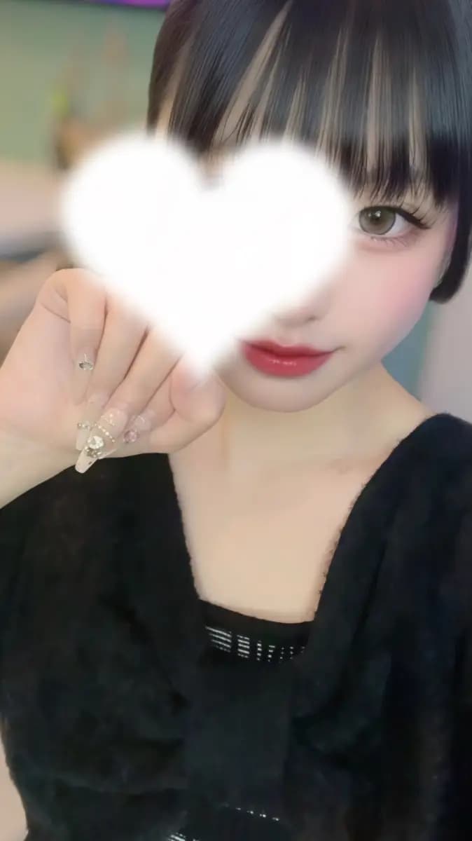 みく プロフィール|大阪日本橋のメンズエステならメルティールーム
