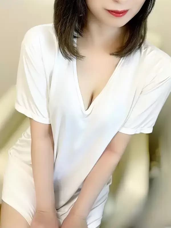 セラピスト 佐藤あみ |吉祥寺/高円寺 メンズエステ Allie アリー